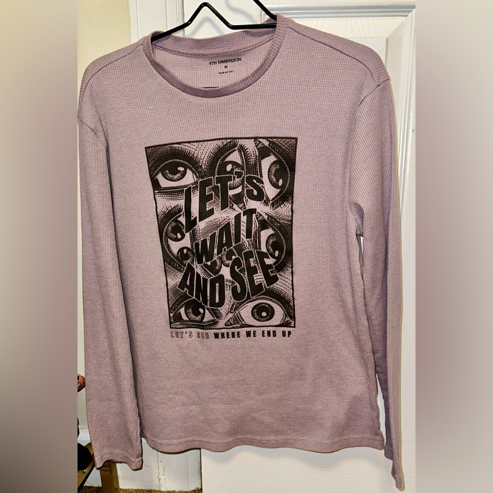 Men's purple sweatshirt. Size Medium.